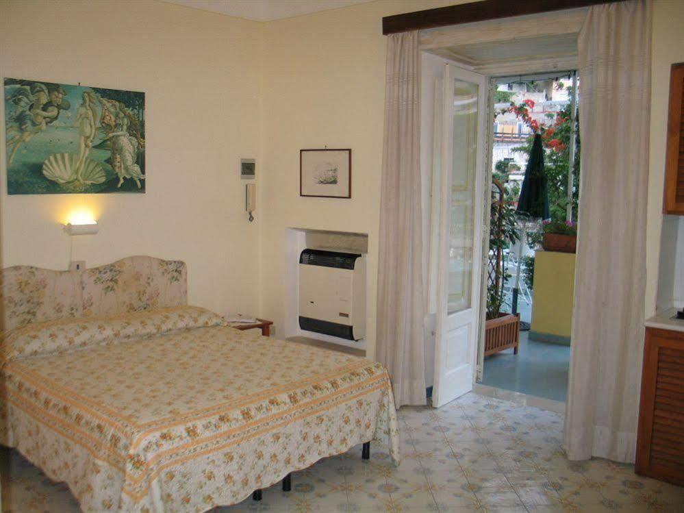 B&B Venus Inn Позитано Екстериор снимка