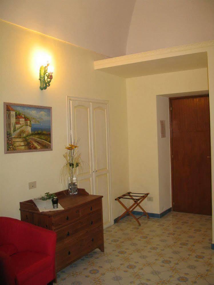 B&B Venus Inn Позитано Екстериор снимка